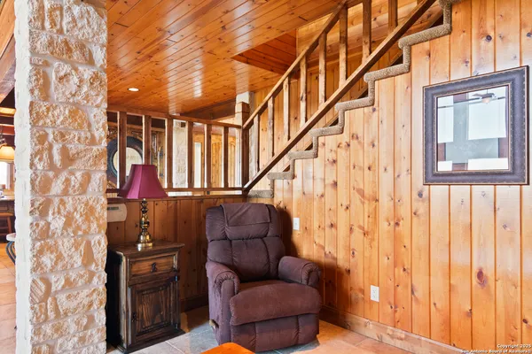 $1,699,000 | 432 Cat Claw, Concan, TX 78838