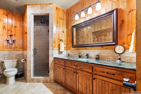 $1,699,000 | 432 Cat Claw, Concan, TX 78838