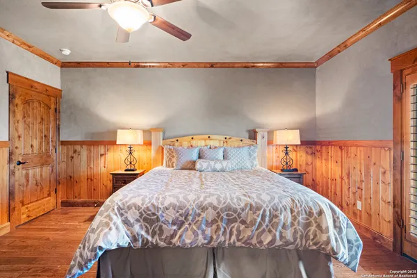 $1,699,000 | 432 Cat Claw, Concan, TX 78838