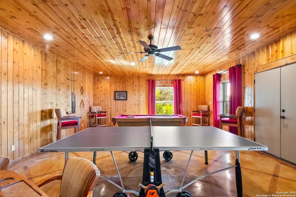 $1,699,000 | 432 Cat Claw, Concan, TX 78838