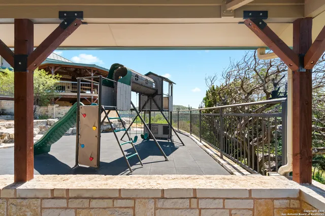 $1,899,000 | 432 Cat Claw, Concan, TX 78838