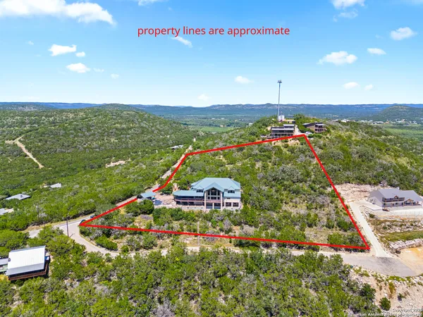 $1,699,000 | 432 Cat Claw, Concan, TX 78838