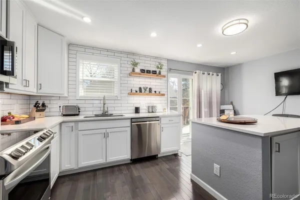 $575,000 | 639 West Jamison Circle, Littleton, CO 80120