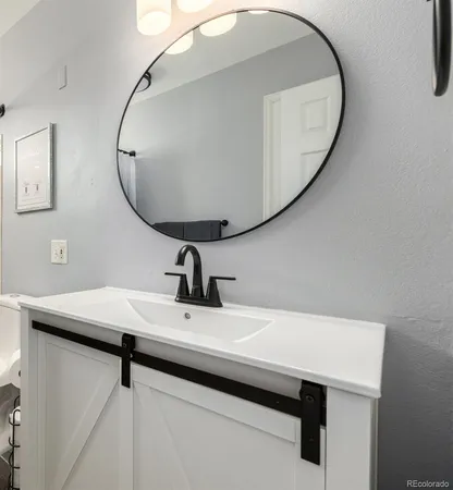 $575,000 | 639 West Jamison Circle, Littleton, CO 80120