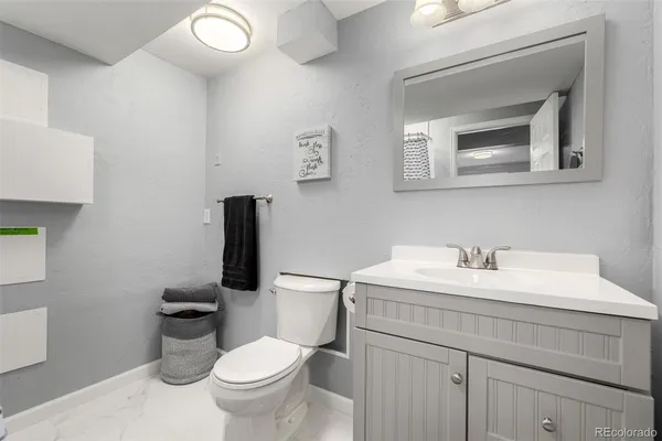 $575,000 | 639 West Jamison Circle, Littleton, CO 80120