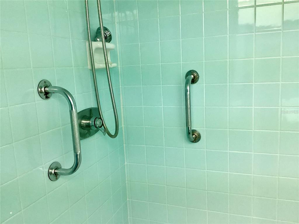 2101 Sunset Point Road, Unit 205 Clearwater, FL 33765 - Photo 12 of 25 Gallery Image 12