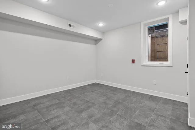 $849,000 | 2146 North Front Street, Philadelphia, PA 19122