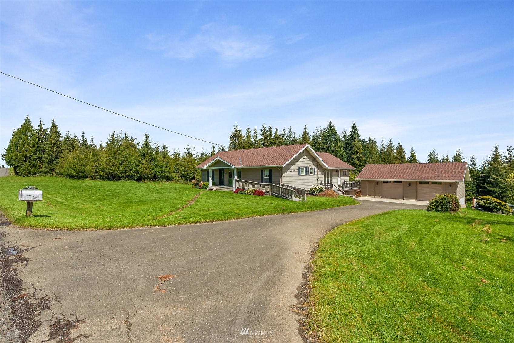 3001 Mallis Landing Road Raymond, WA 98577 - Photo 3 of 33 Gallery Image 3