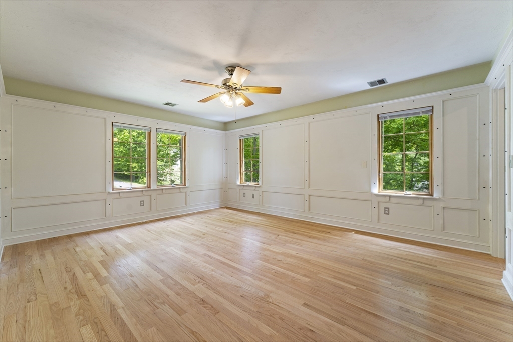 28 Vincent Road Mendon, MA 01756 - Photo 23 of 42