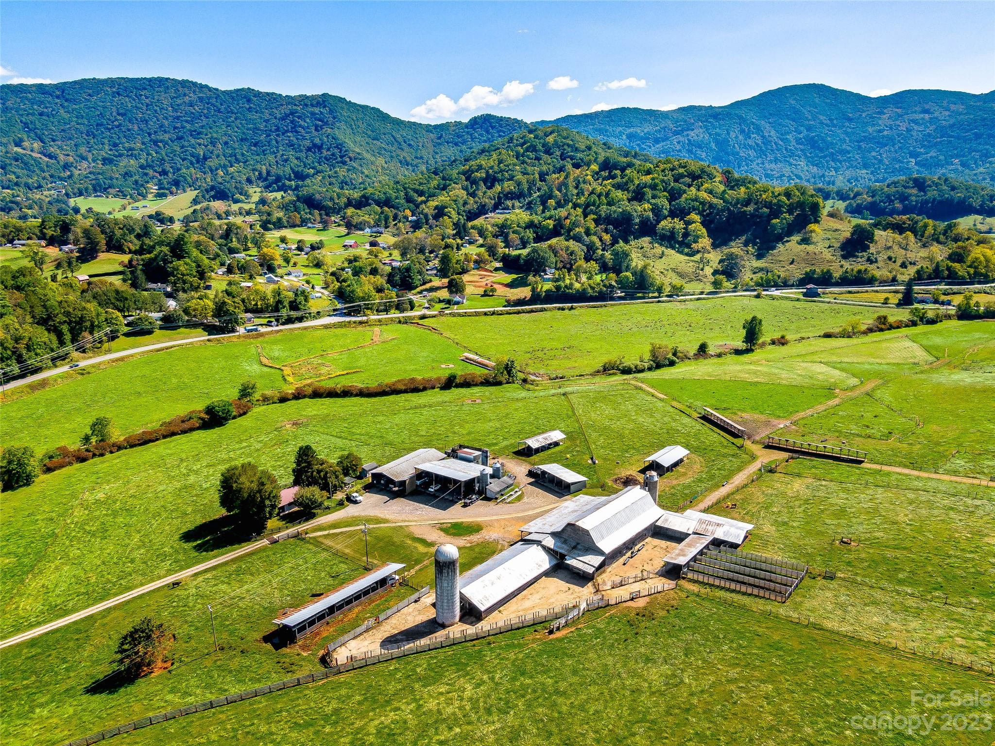 192 Ratcliff Cove Road Waynesville, NC 28786 - Photo 11 of 48