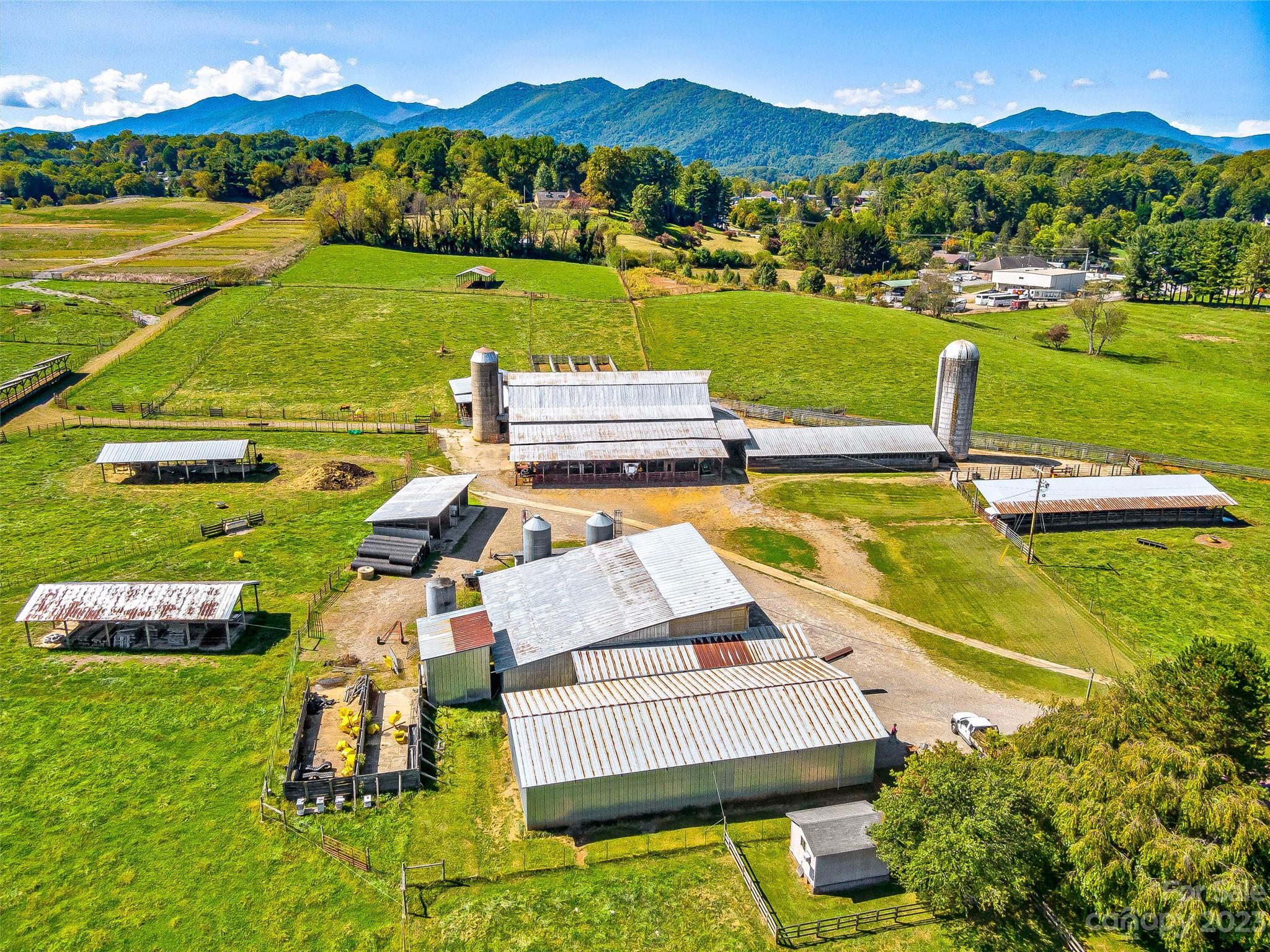 192 Ratcliff Cove Road Waynesville, NC 28786 - Photo 14 of 48