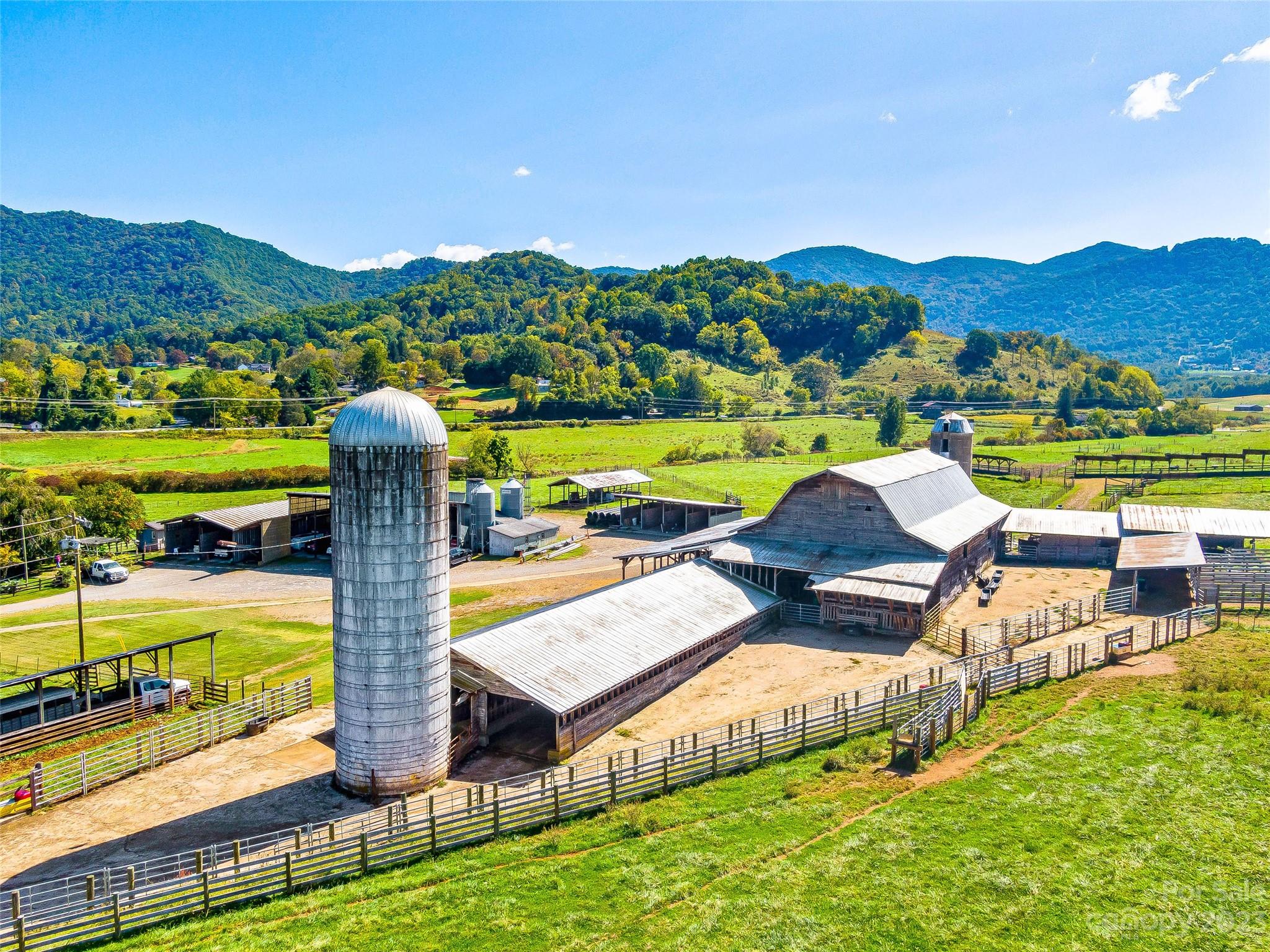 192 Ratcliff Cove Road Waynesville, NC 28786 - Photo 15 of 48