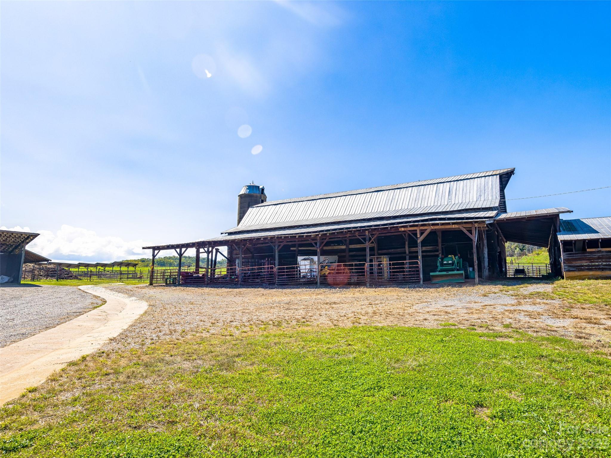 192 Ratcliff Cove Road Waynesville, NC 28786 - Photo 20 of 48