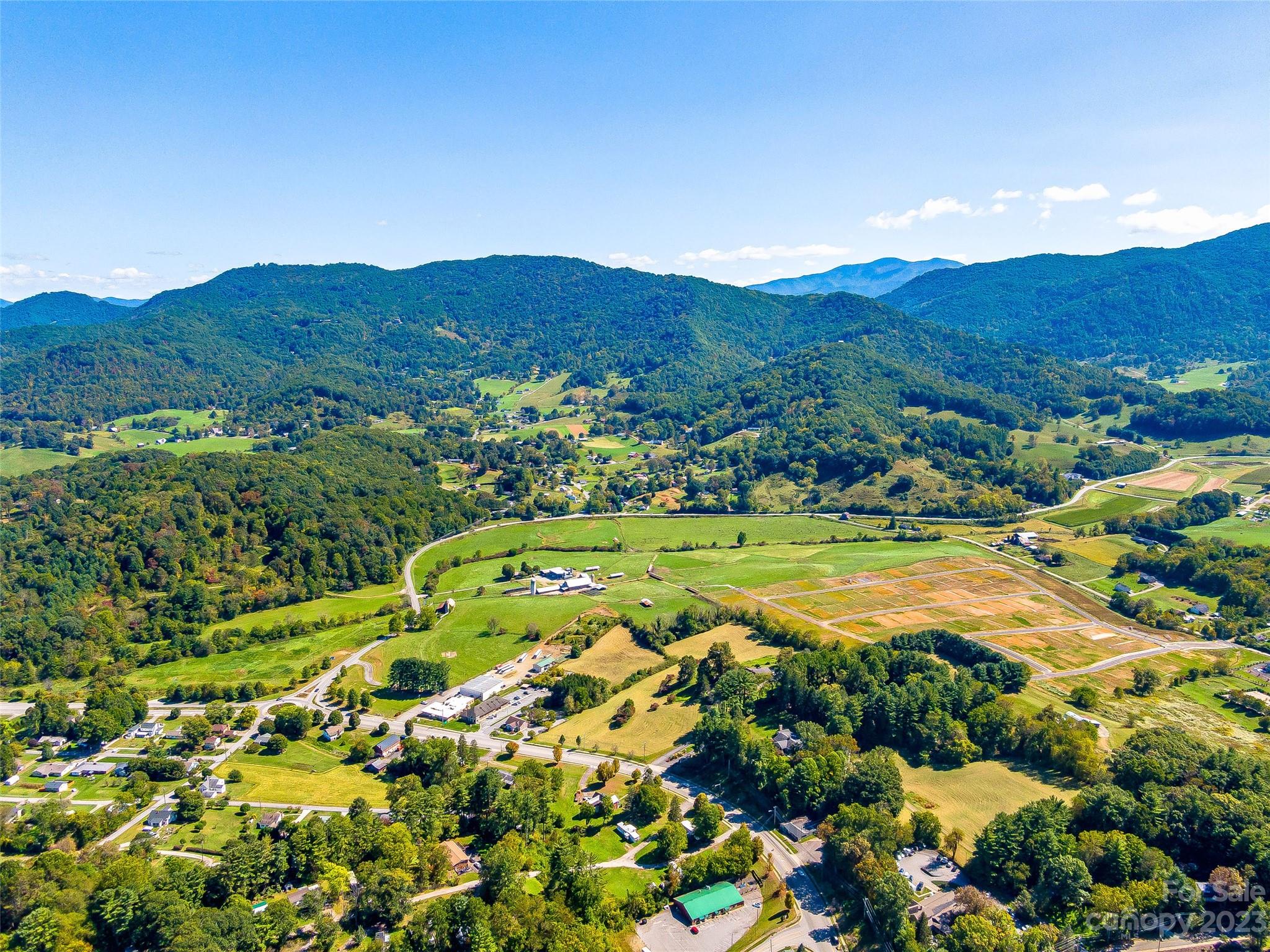 192 Ratcliff Cove Road Waynesville, NC 28786 - Photo 3 of 48