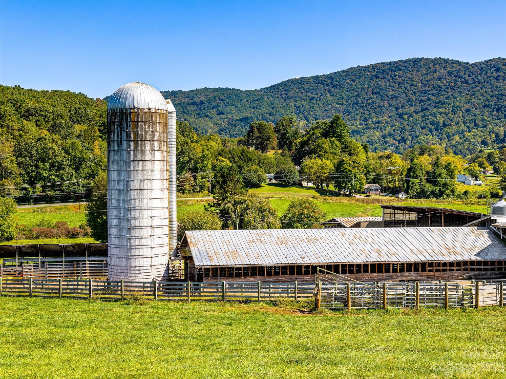 192 Ratcliff Cove Road Waynesville, NC 28786 - Photo 33 of 48