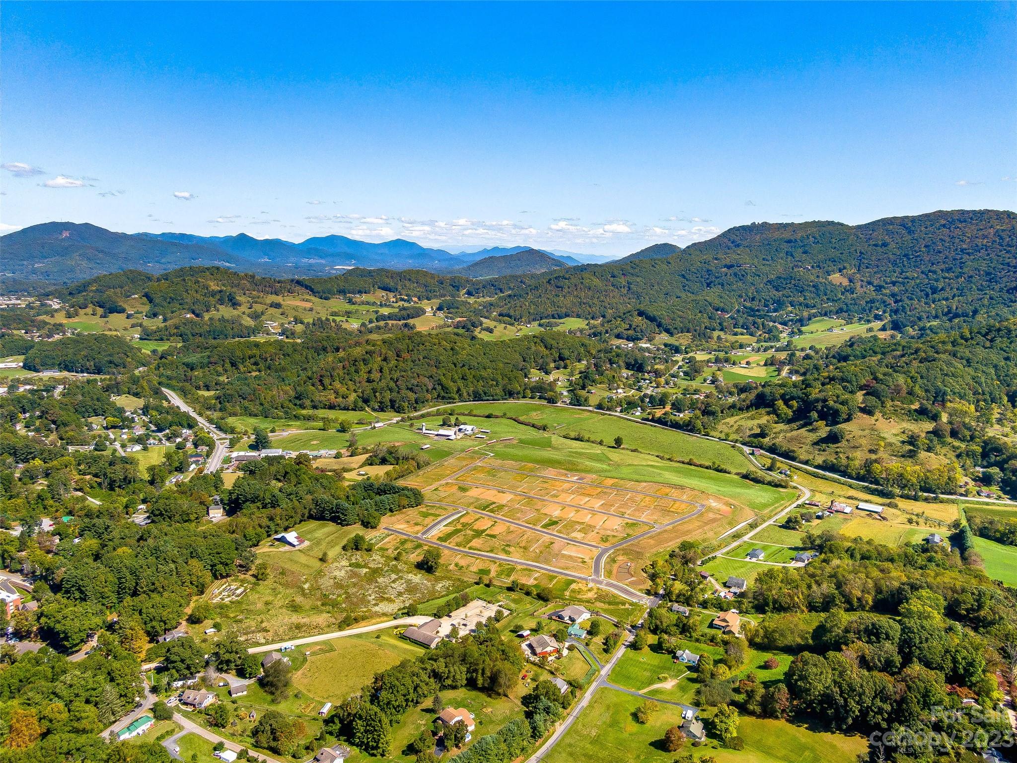 192 Ratcliff Cove Road Waynesville, NC 28786 - Photo 4 of 48