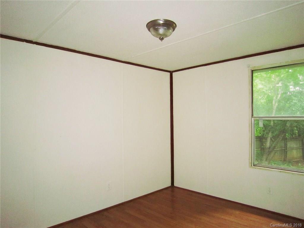 24 Holly Ridge Road Candler, NC 28715 - Photo 10 of 21 Gallery Image 10