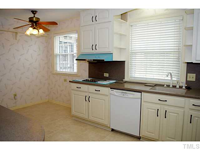 1517 Edgevale Road Durham, NC 27701 - Photo 8 of 25 Gallery Image 8