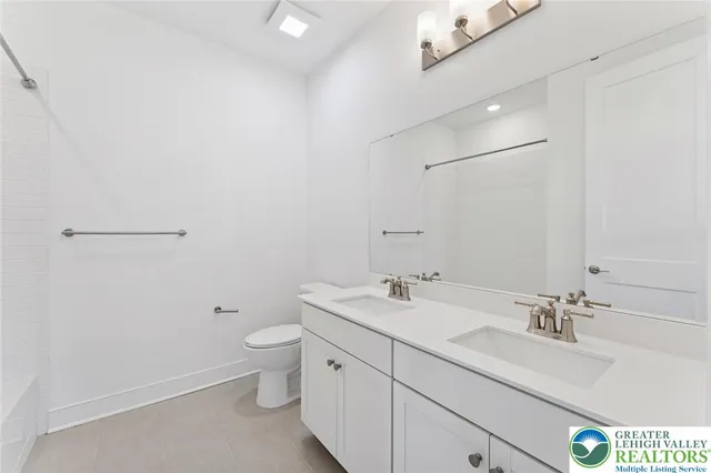 $875,000 | 6851 Smith Court, Unit MALMO, Bethlehem, PA 18017