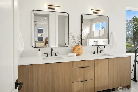 $2,598,000 | 3428 13th Avenue West, Seattle, WA 98119