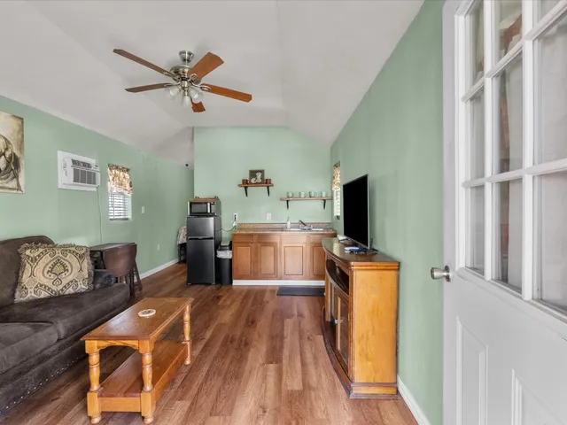 $1,399,999 | 4119 Houx Street, Bacliff, TX 77518