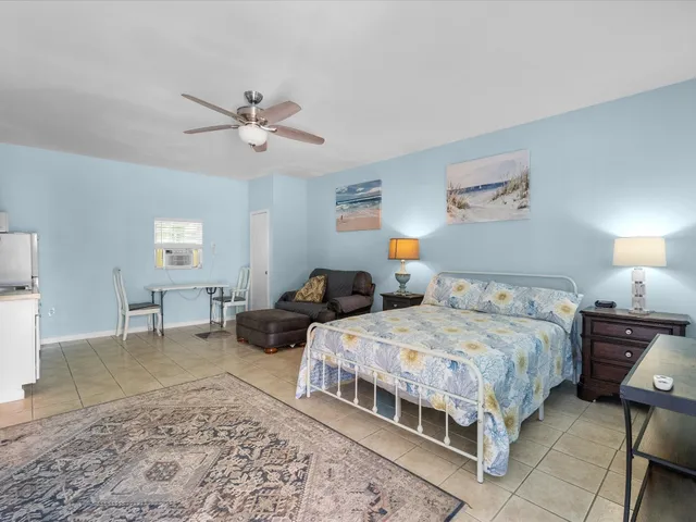 $1,399,999 | 4119 Houx Street, Bacliff, TX 77518