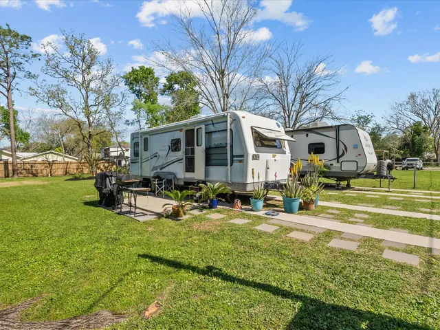 $1,399,999 | 4119 Houx Street, Bacliff, TX 77518