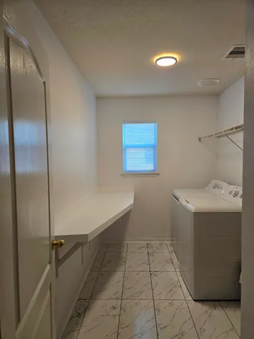 a view of utility room