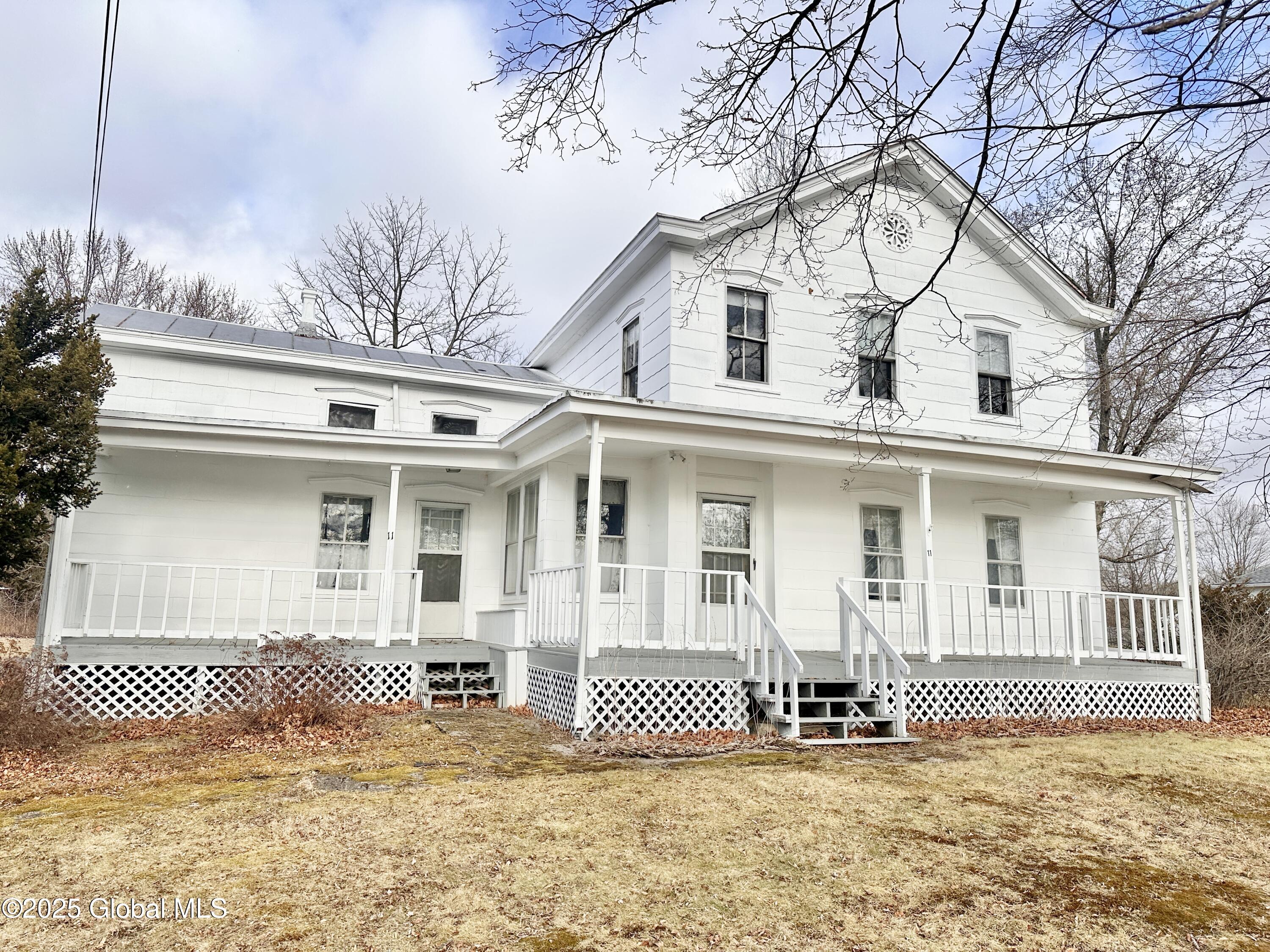 11 Footbridge Road Hudson, NY 12534 - Photo 1 of 39 11 Footbridge