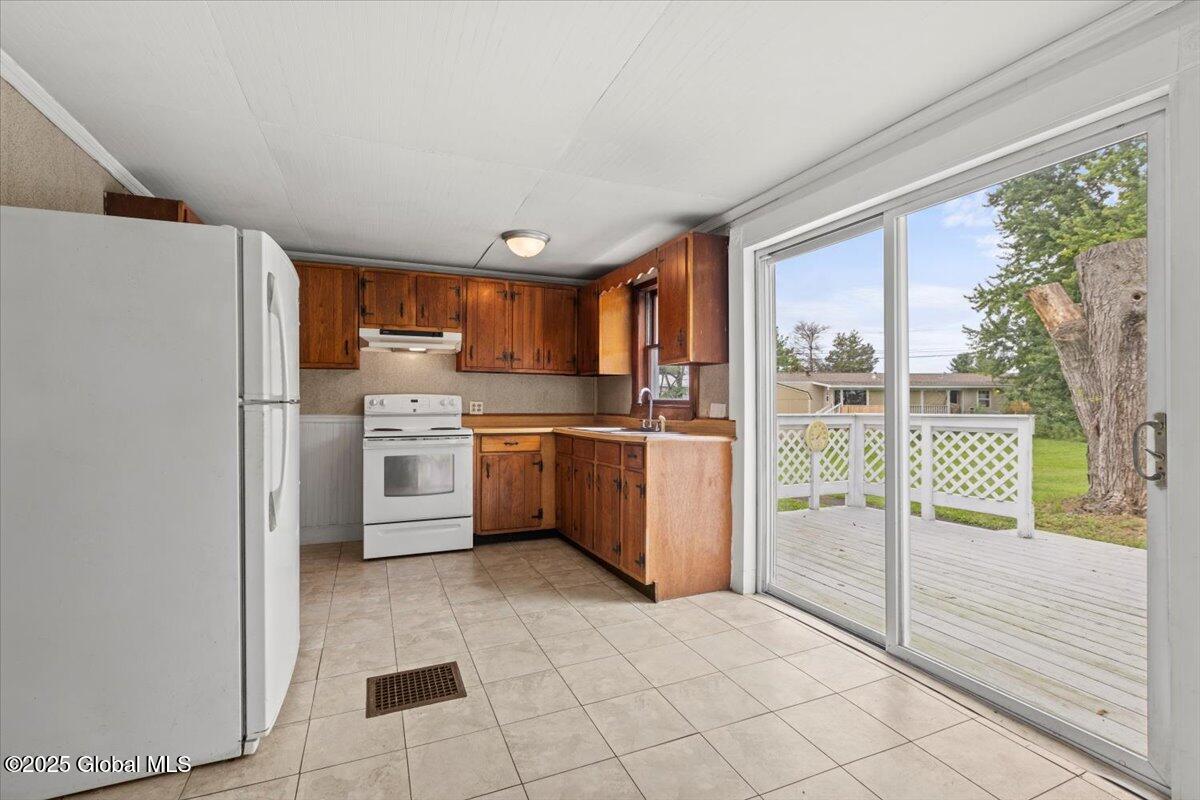 11 Footbridge Road Hudson, NY 12534 - Photo 10 of 39 19-ES6A2969