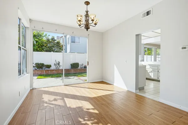 $1,698,880 | 4 Estrella, Irvine, CA 92614