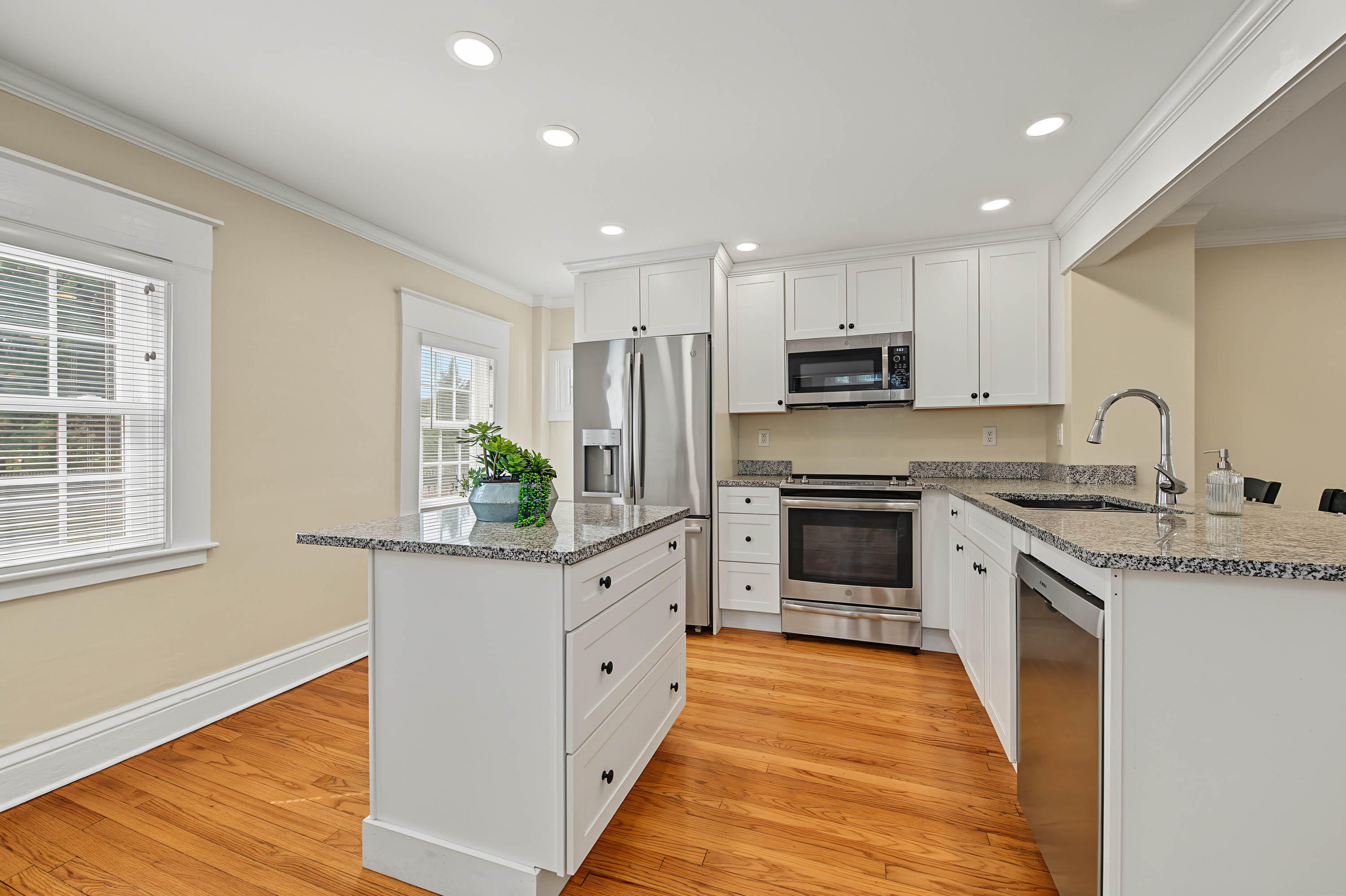 121 Bucknam Road Falmouth, ME 04105 - Photo 16 of 37 pic-14