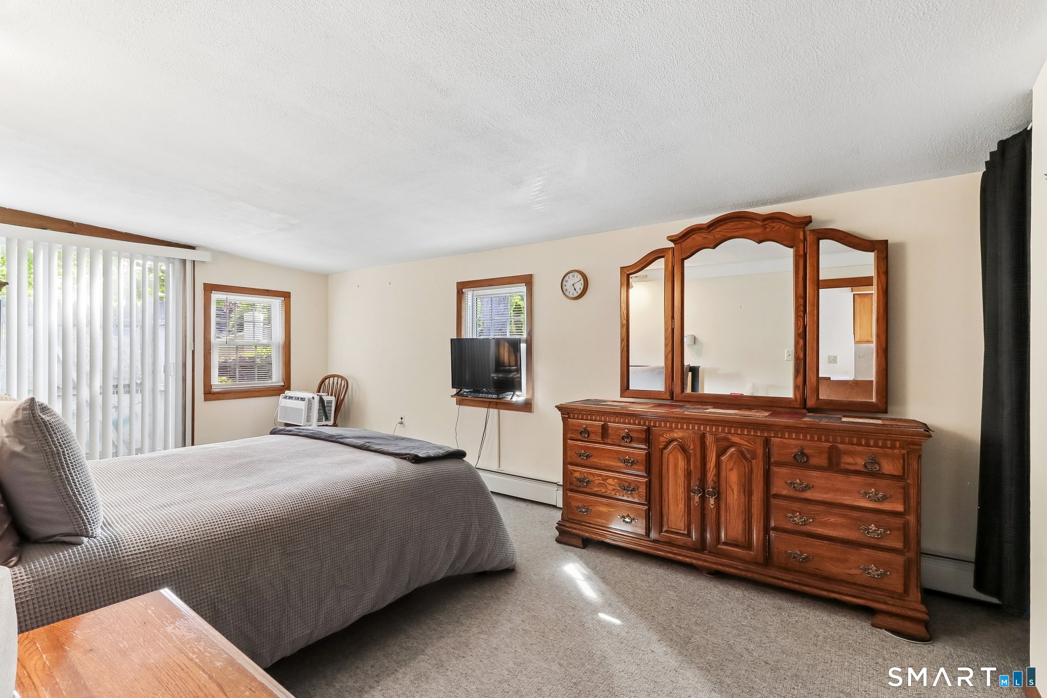 1044 Durham Road Wallingford, CT 06492 - Photo 15 of 27