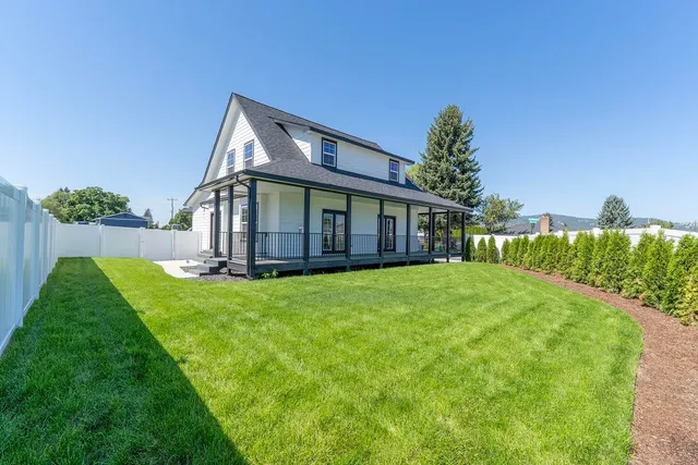 $749,000 | 1922 South Donwood Street, Greenacres, WA 99016