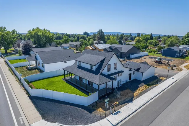 $749,000 | 1922 South Donwood Street, Greenacres, WA 99016