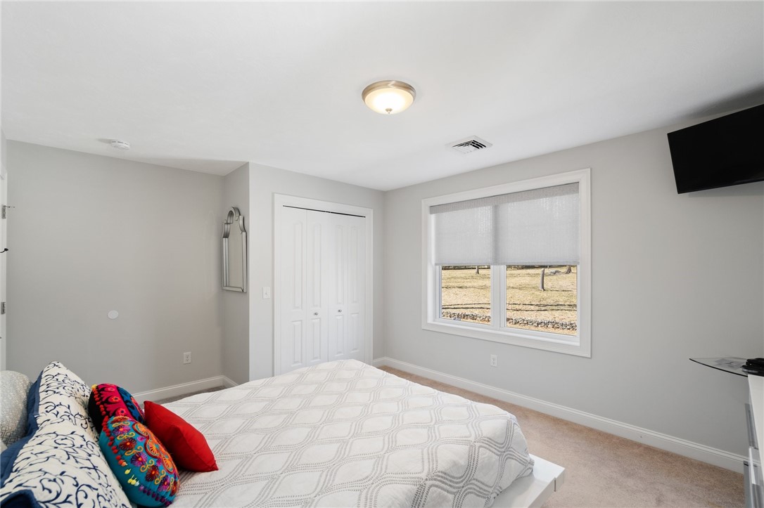 4 Lennon Road Lincoln, RI 02865 - Photo 32 of 47