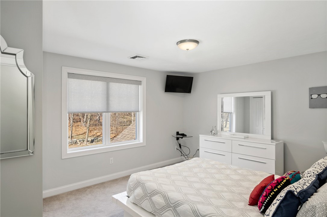 4 Lennon Road Lincoln, RI 02865 - Photo 33 of 47