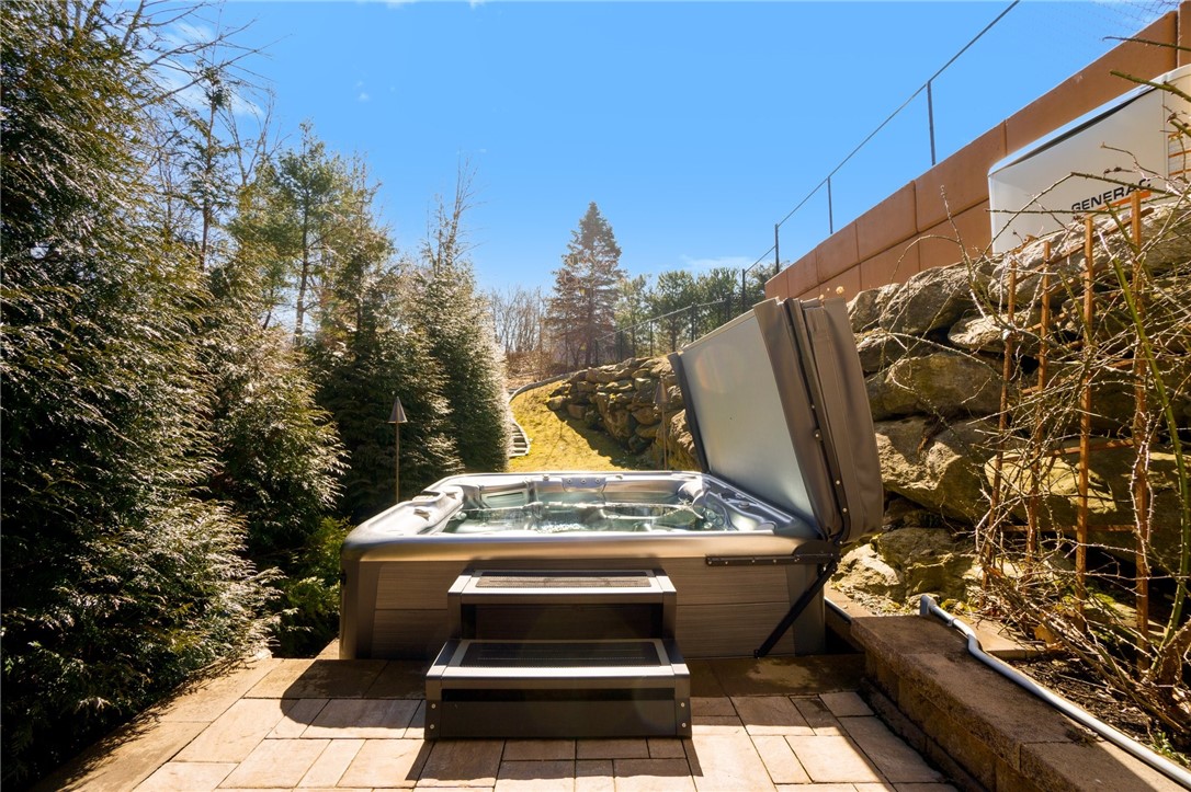 4 Lennon Road Lincoln, RI 02865 - Photo 42 of 47