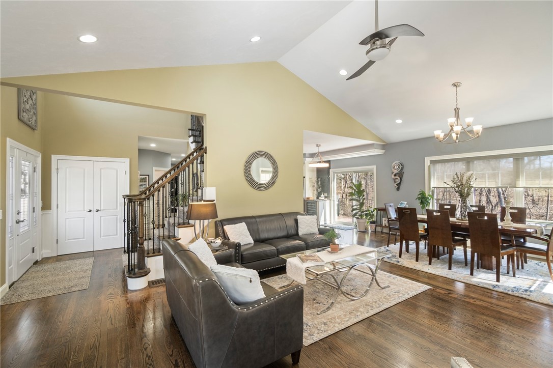 4 Lennon Road Lincoln, RI 02865 - Photo 5 of 47