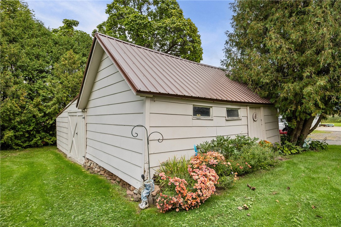 189 Ridge Road Ontario, NY 14519 - Photo 32 of 39 Gallery Image 32