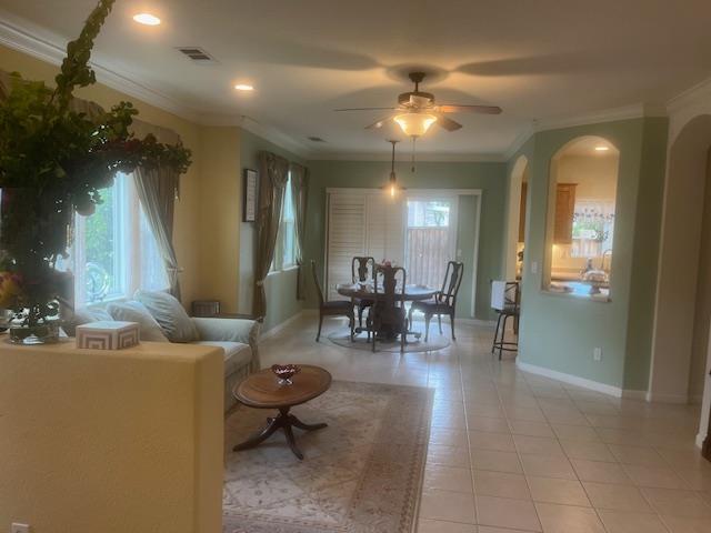 812 Vía Rosa Los Banos, CA 93635 - Photo 11 of 18 a living room with furniture and chandelier