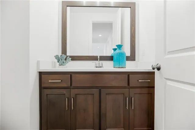 $757,325 | 25212 West 92nd Street, Lenexa, KS 66227