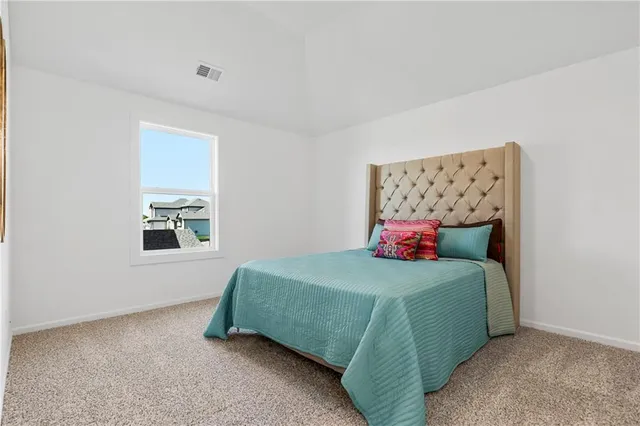 $757,325 | 25212 West 92nd Street, Lenexa, KS 66227