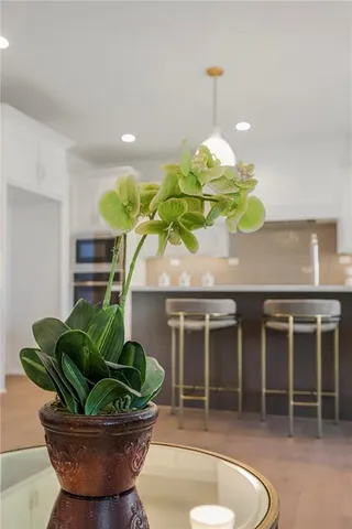 $757,325 | 25212 West 92nd Street, Lenexa, KS 66227