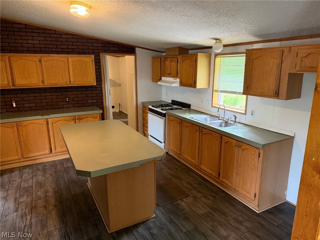 3211 Bay Road Southeast Carrollton, OH 44615 - Photo 5 of 22