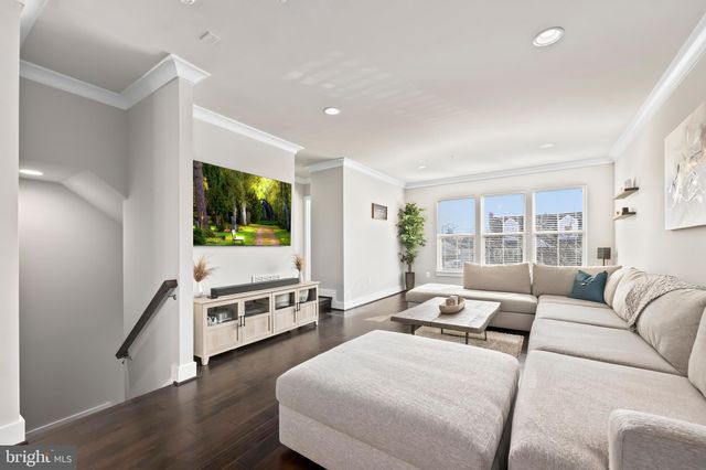 $1,100,000 | 1715 13th Road South, Arlington, VA 22204