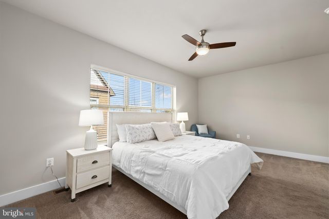 $1,100,000 | 1715 13th Road South, Arlington, VA 22204