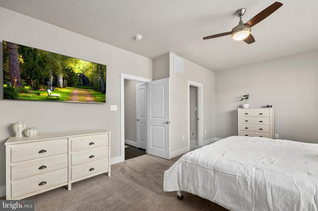 $1,100,000 | 1715 13th Road South, Arlington, VA 22204