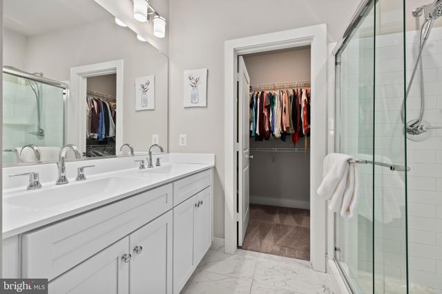 $1,100,000 | 1715 13th Road South, Arlington, VA 22204