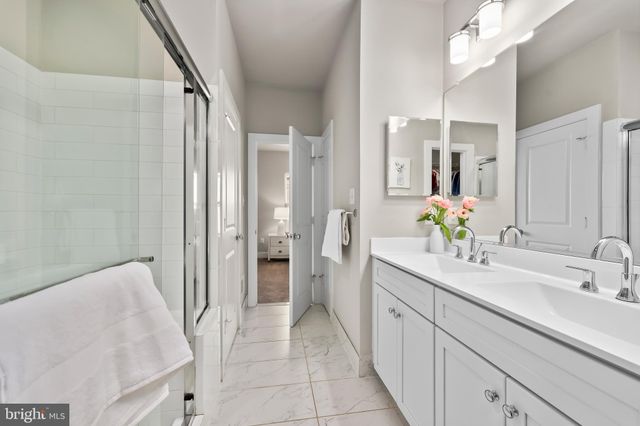 $1,100,000 | 1715 13th Road South, Arlington, VA 22204